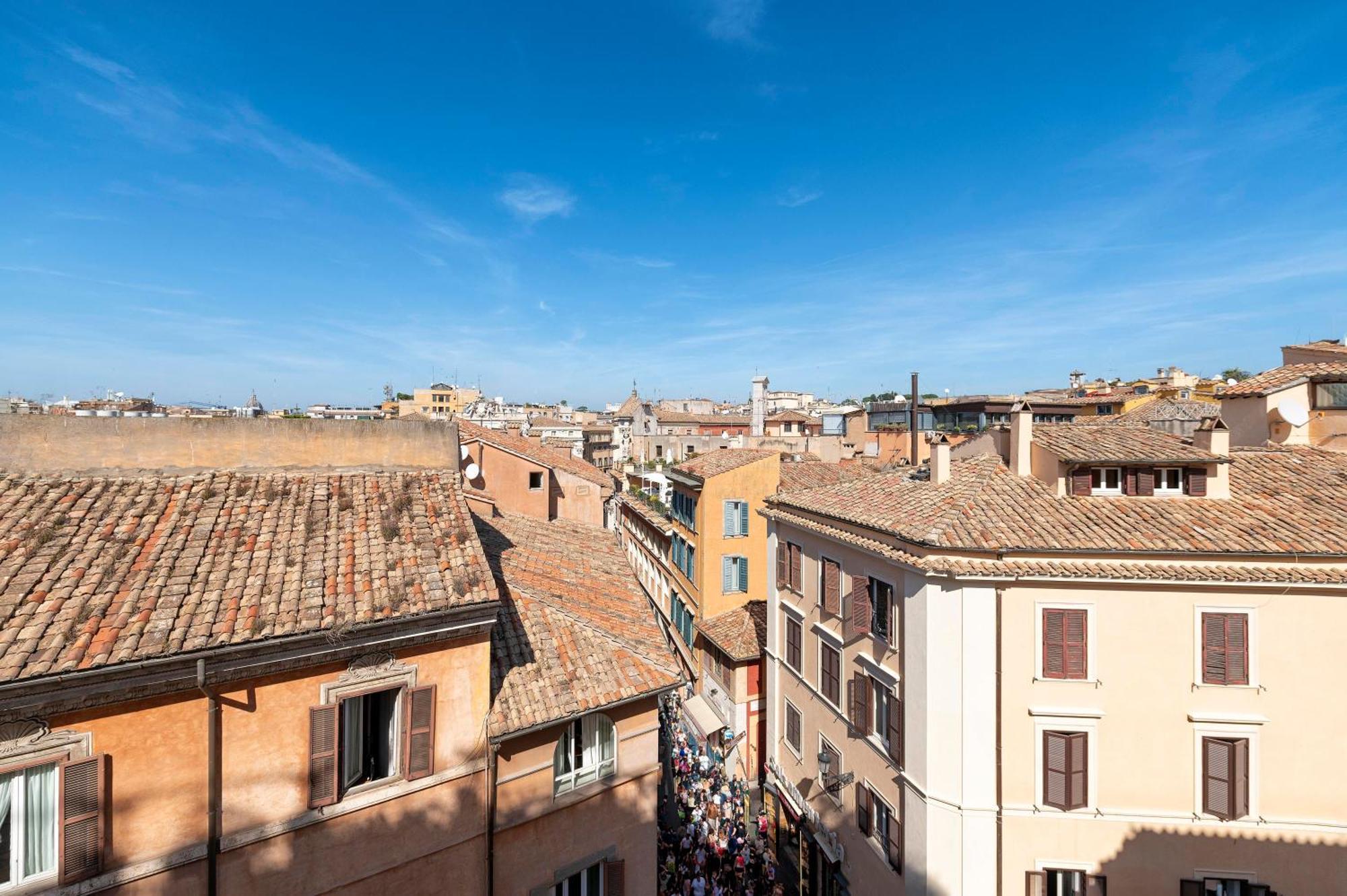 Sjr Luxury Apartment Trevi Fountain — Photos 1
